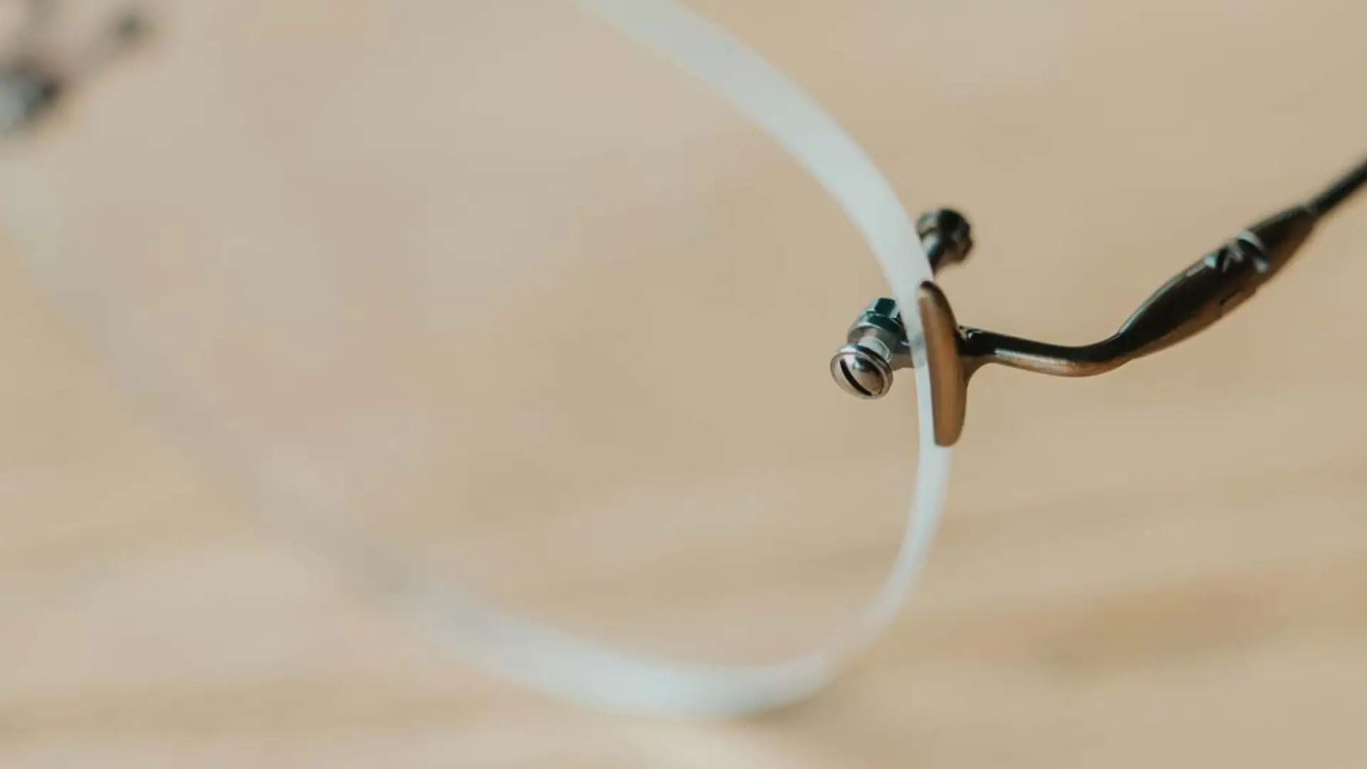 Schütt Optik Hörakustik Ludwigsburg Lunor Brillen classic rund